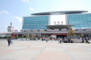 vlakové nádraží, Kunming